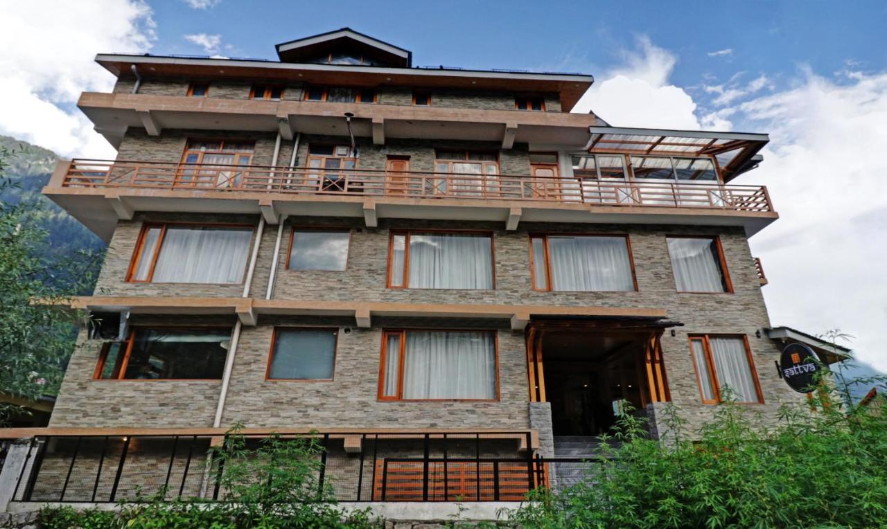Готель Treebo Premium Sattva With Mountain View Маналі Екстер'єр фото