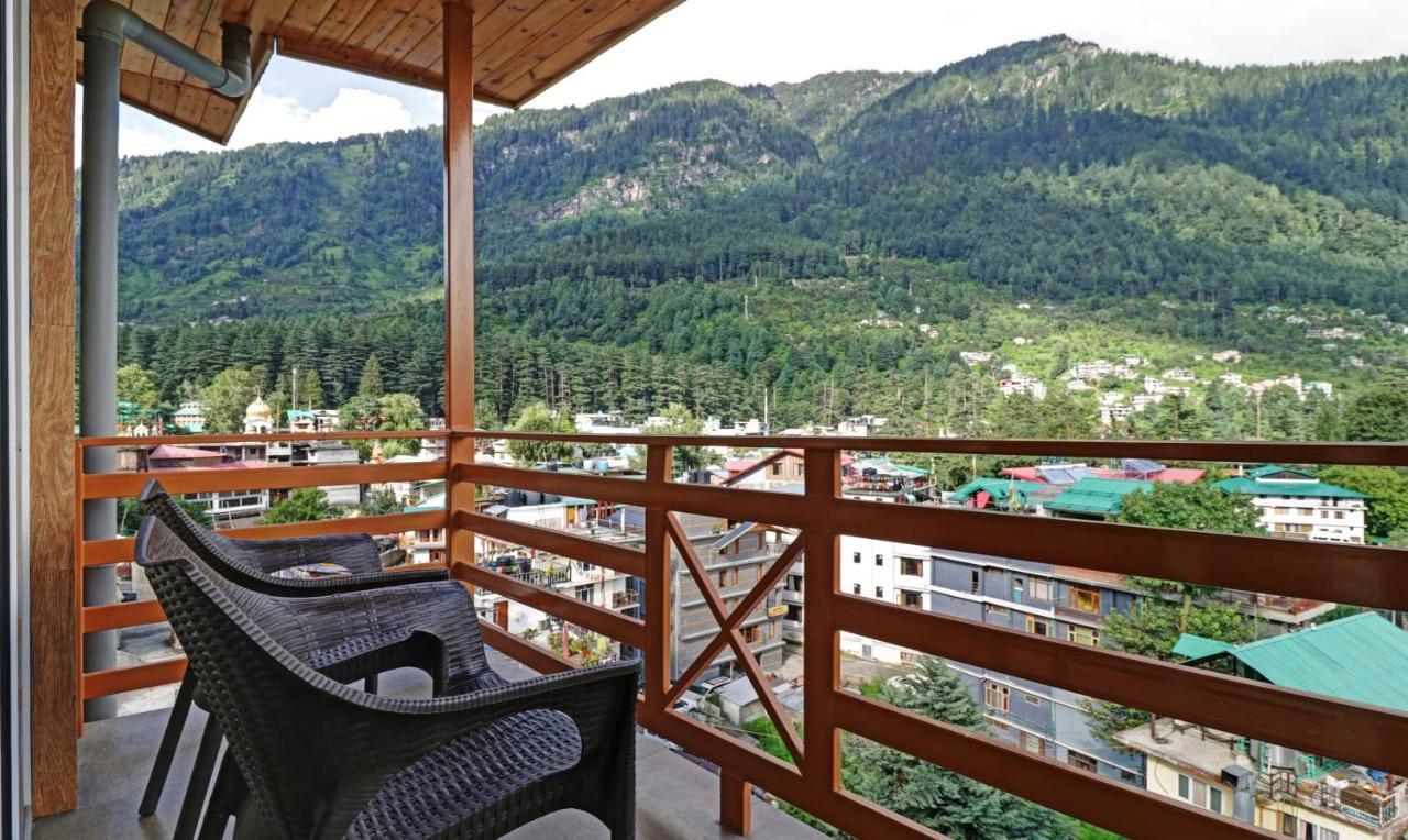 Готель Treebo Premium Sattva With Mountain View Маналі Екстер'єр фото