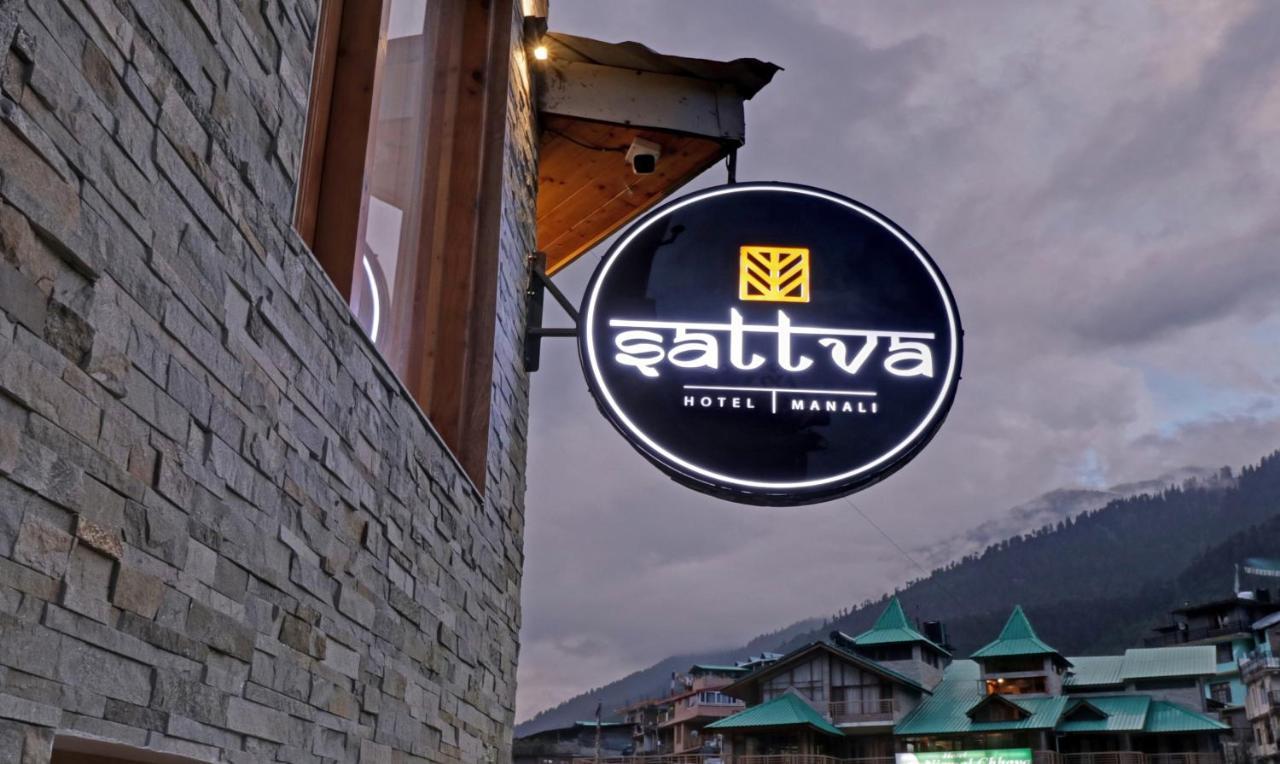 Готель Treebo Premium Sattva With Mountain View Маналі Екстер'єр фото